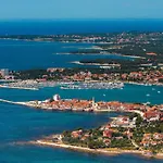 Rita By Interhome Apartamento Umag