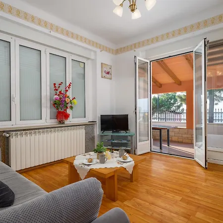 Appartement Rita By Interhome