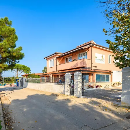 Apartment Rita By Interhome Umag